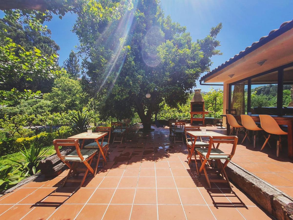 Out Of Town Hostel Castelo de Paiva Εξωτερικό φωτογραφία