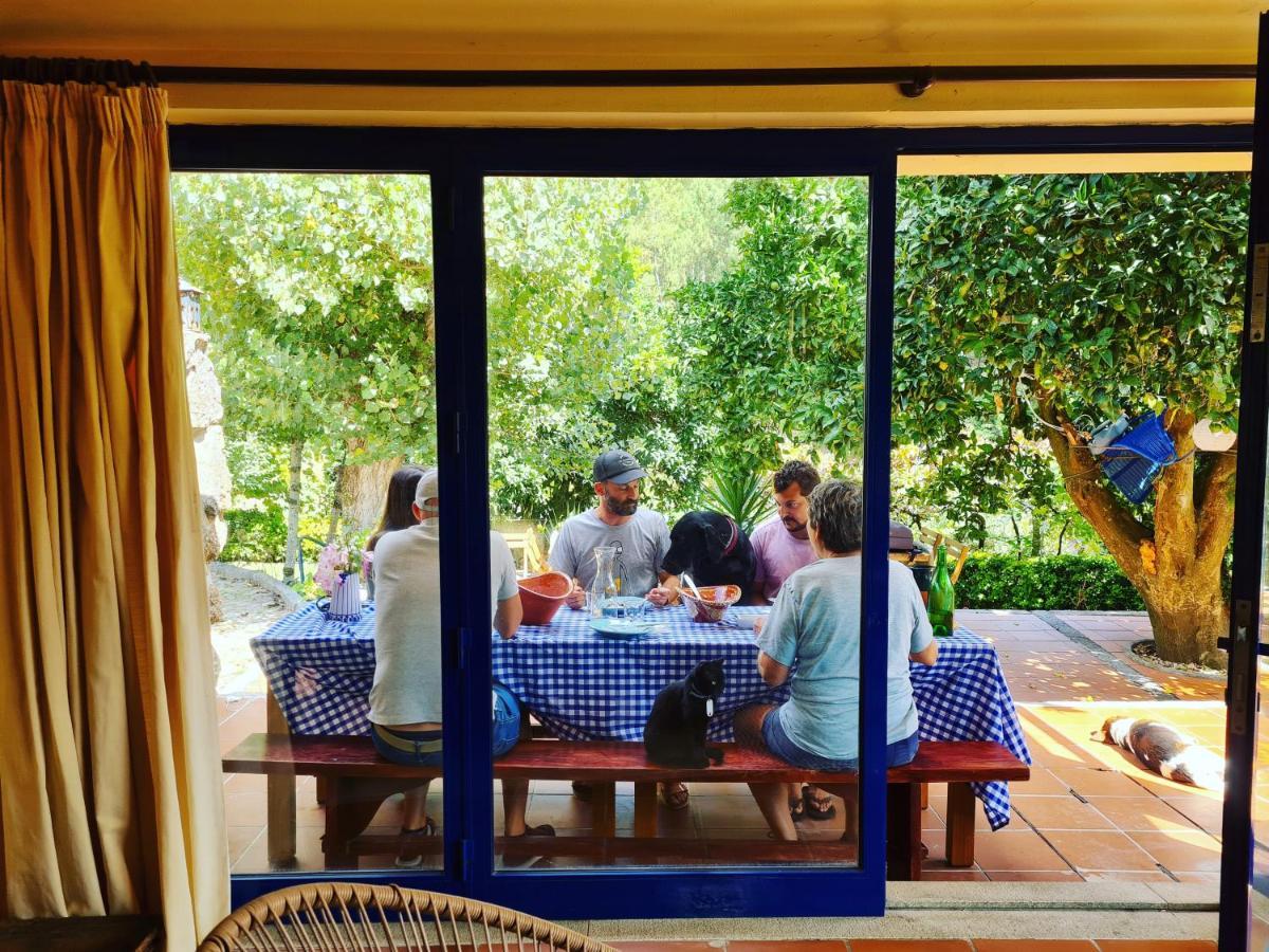 Out Of Town Hostel Castelo de Paiva Εξωτερικό φωτογραφία