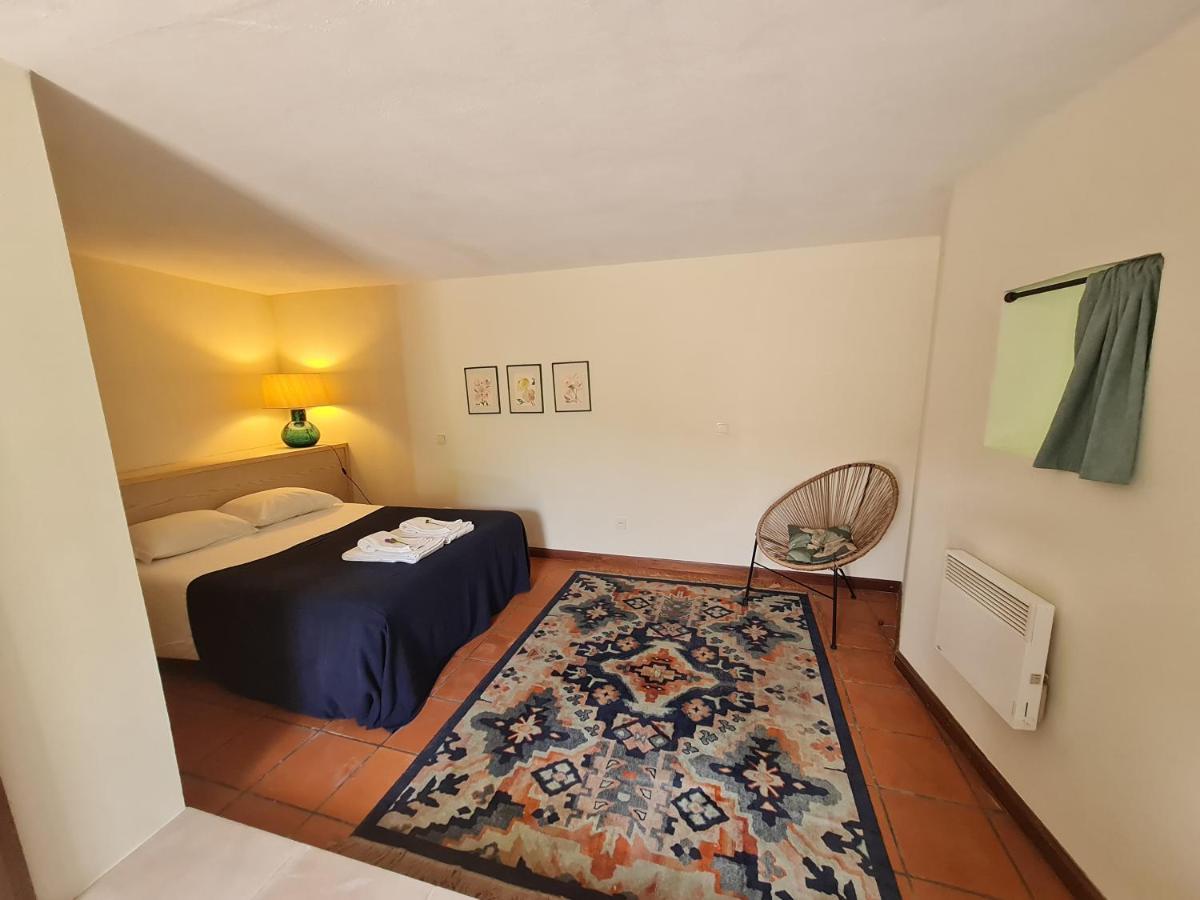Out Of Town Hostel Castelo de Paiva Εξωτερικό φωτογραφία